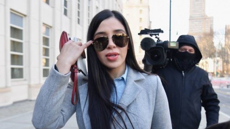 Detienen a esposa de “El Chapo” en EU