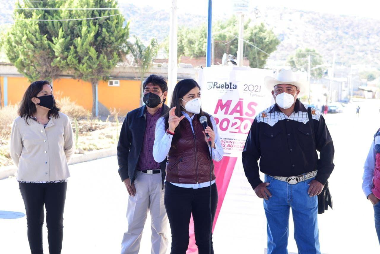 Ayuntamiento de Puebla entrega más obras en Santa María Xonacatepec