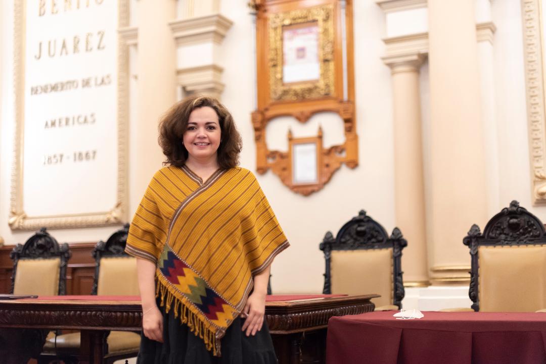 Regidores aprueban salida de Liza Aceves como titular de la Secretaría del Ayuntamiento