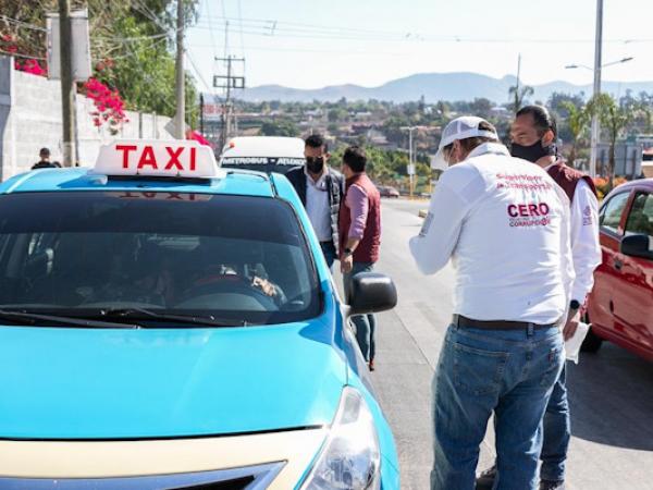 Realiza SMT operativo contra taxis piratas en Atlixco