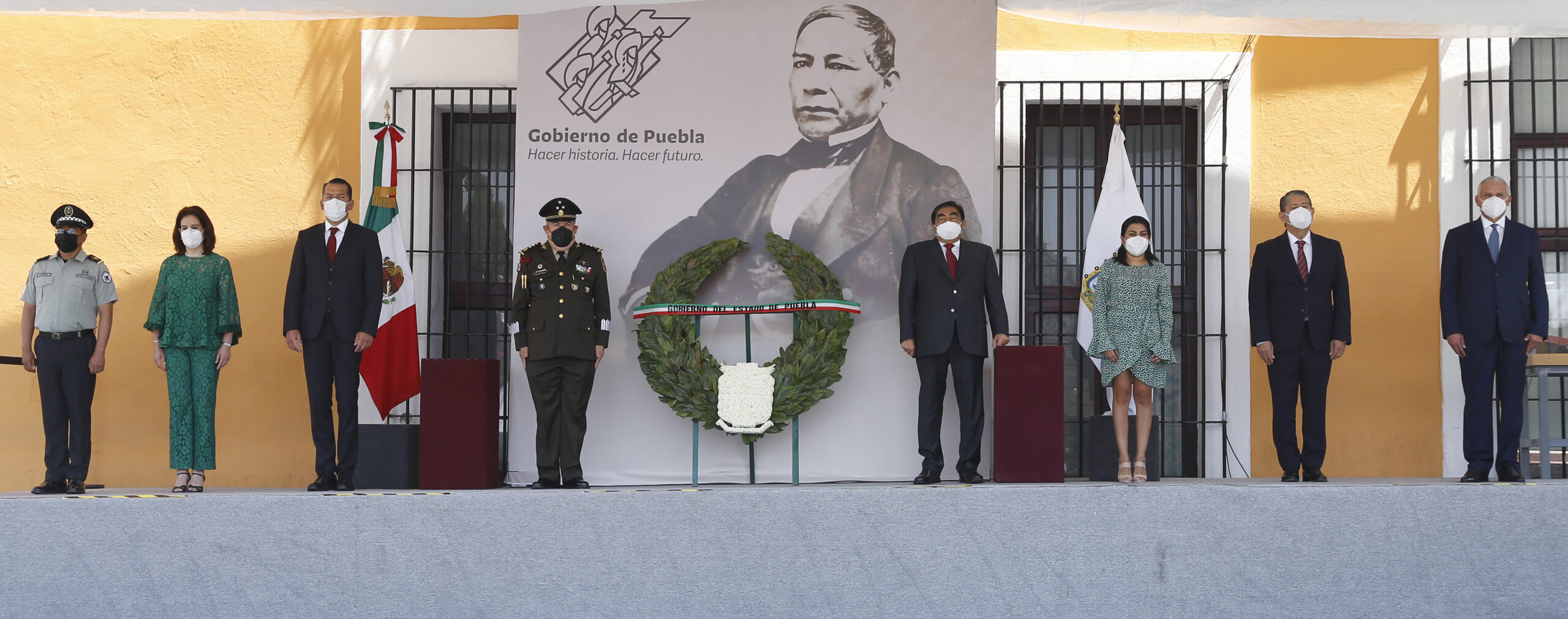 Preside MBH Ceremonia Conmemorativa del 215 Aniversario del Natalicio de Benito Juárez