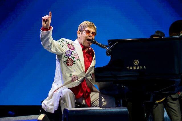 Elton John llama hipócrita al Vaticano por postura sobre bodas gay