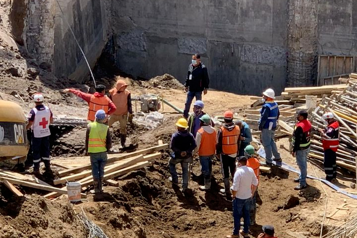 Tragedia en Texmelucan: al menos tres muertos en construcción de Noé Peñaloza