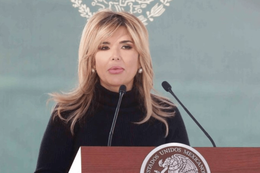 Parecido entre gobernadora de Sonora y Gloria Trevi hace estallar las redes