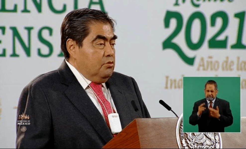 Barbosa y su collar antiCovid: el gobernador rompe el silencio
