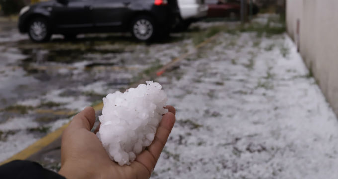 Atiende Protección Civil Estatal a afectados por granizadas en Acatzingo y Tecamachalco