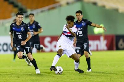Rayados saca amplia ventaja ante Atlético Pantoja
