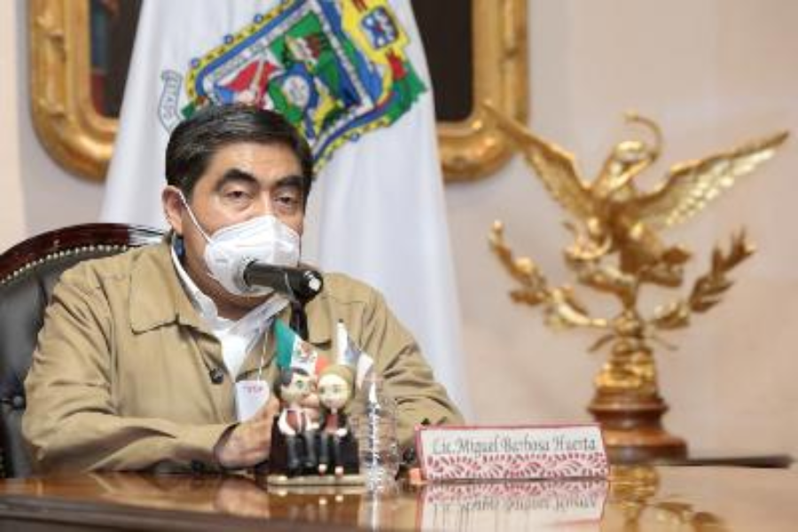 Rezago social de Puebla proviene de años anteriores: Barbosa Huerta