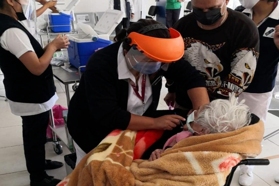 Arranca jornada de vacunación en zona norte de la capital poblana