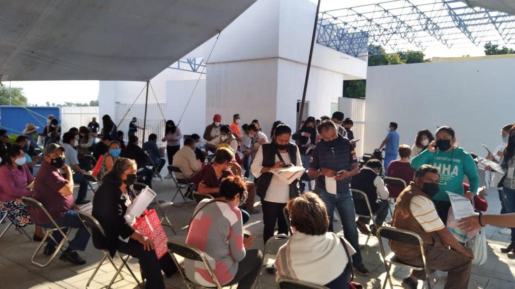 Prevé Salud aplicar 102 mil dosis contra la COVID-19 en 12 municipios