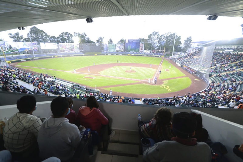 Gracias al SEDIF, poblanos disfrutan del arranque del Preolímpico de Béisbol