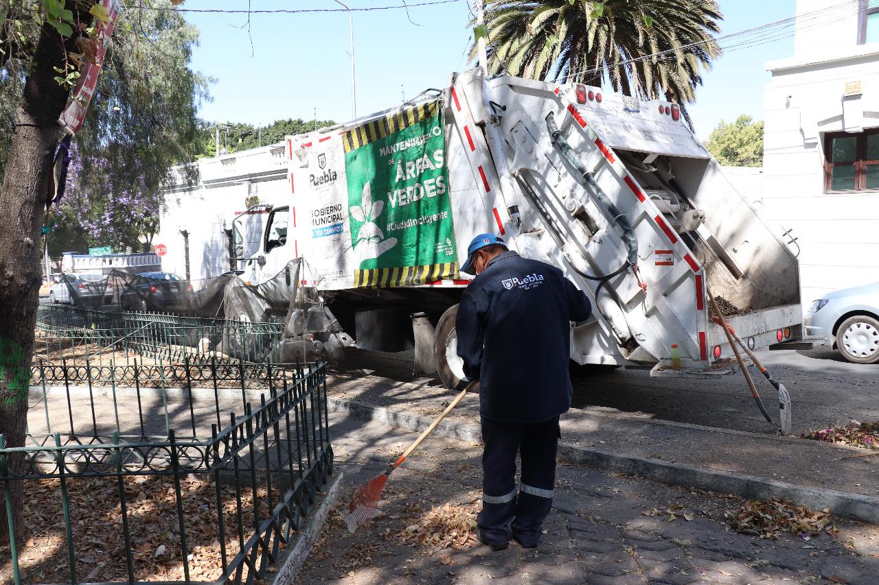 Ayuntamiento de Puebla atiende de manera permanente reportes ciudadanos por servicios públicos