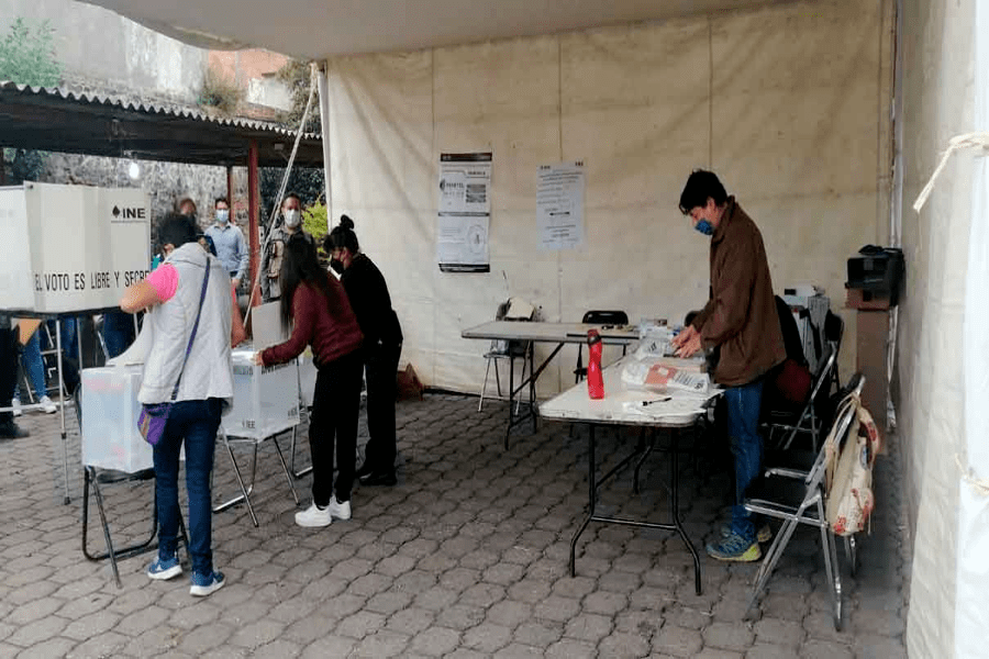 Hasta 40 % de las casillas en Puebla abieron con retraso
