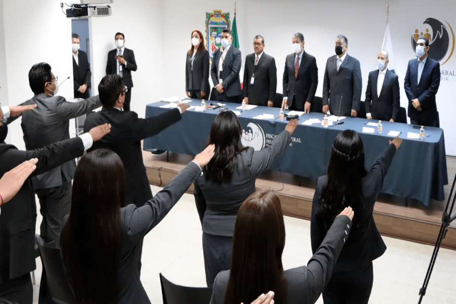 Puebla tiene 37 nuevos agentes del Ministerio Público