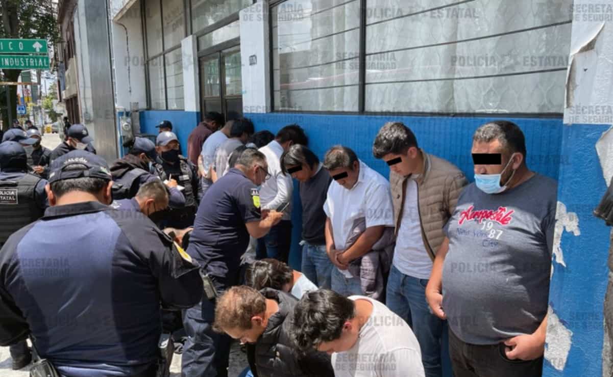 Detienen a 15 por vandalizar una casilla en Metepec, Estado de México