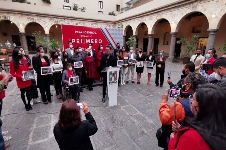 Respalda PRI de Puebla a su presidente nacional y pide expulsión de Ulises Ruiz