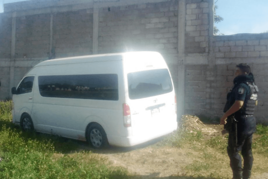 Rescatan a 32 migrantes centroamericanos en Palmar de Bravo
