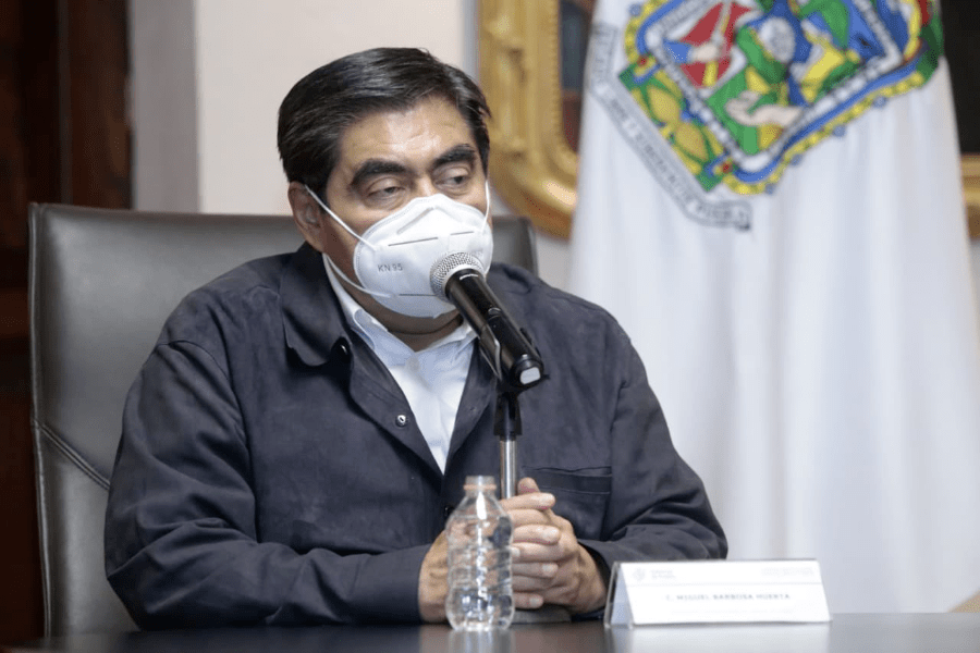 Se reúne Miguel Barbosa con miembros del CCE
