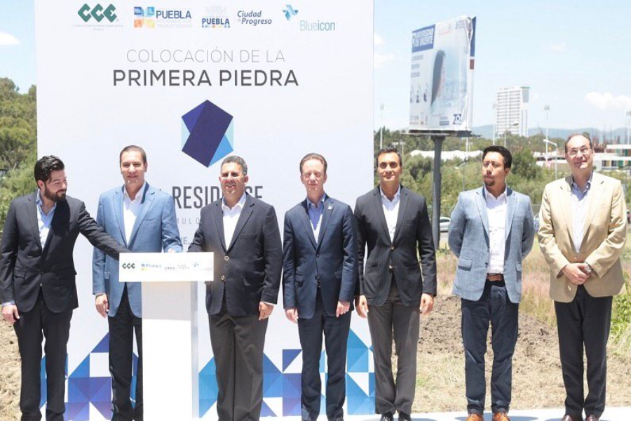 Los hombres del poder se autoentregaron terrenos en la zona más valiosa de Puebla