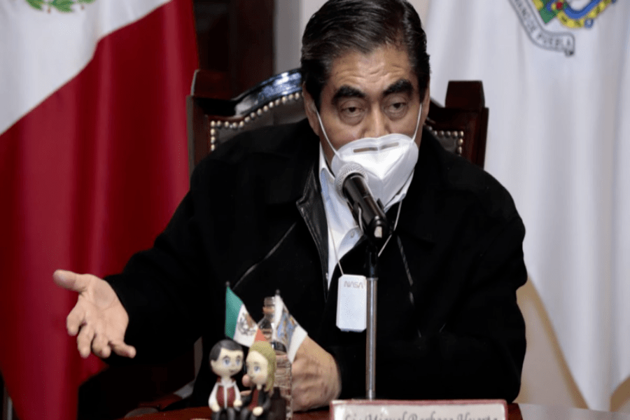 Pide Barbosa a las autoridades municipales asumir su responsabilidad en materia Covid