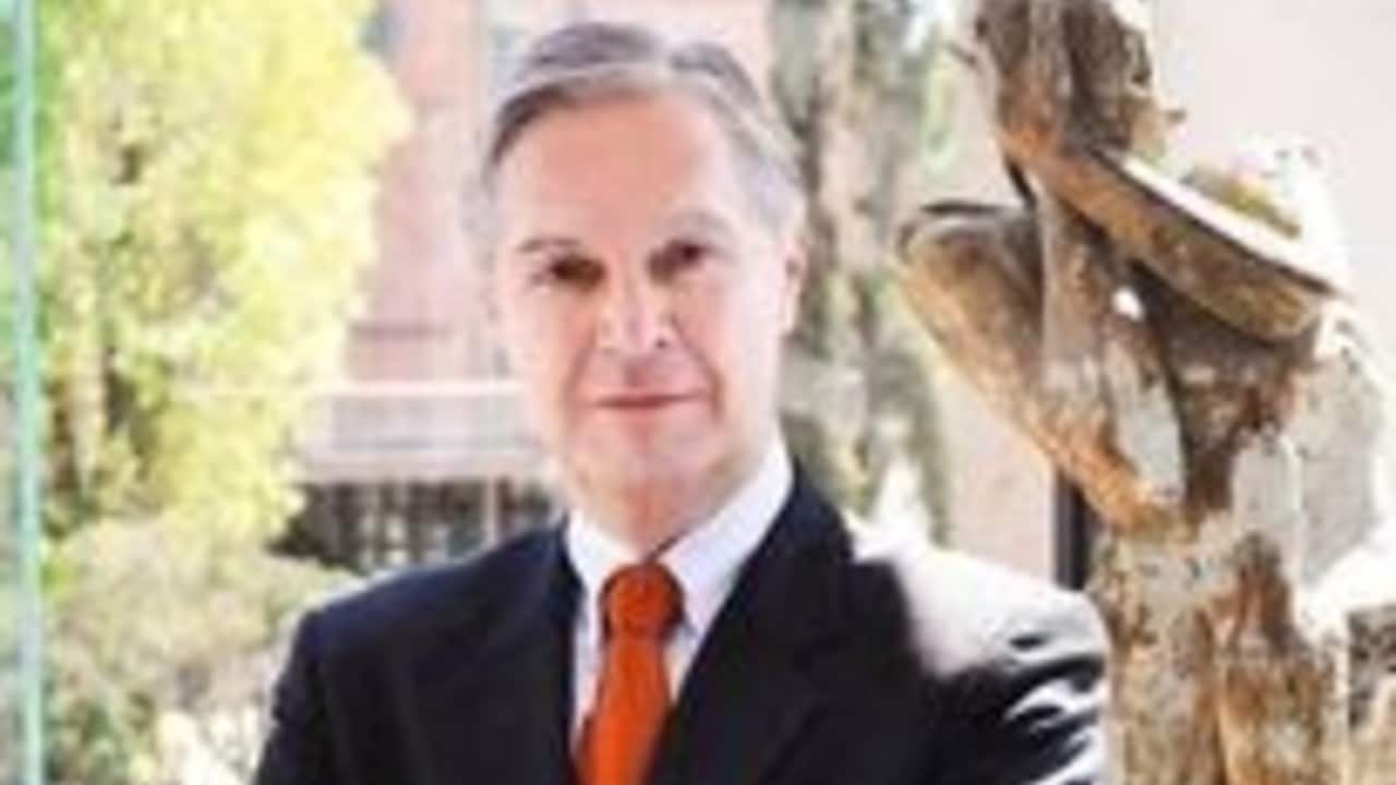Giran orden de aprehensión contra Derbez y directivos de la UDLAP
