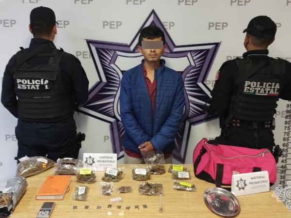 Al sur de la capital, Policía Estatal detiene a presunto distribuidor de droga