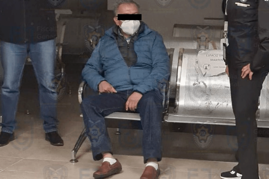 Fría y pequeña, así es la celda donde fue confinado Saúl Huerta