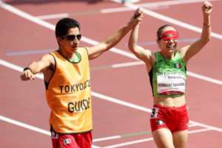 Mónica Rodríguez le da la medalla de oro número 100 a México en Paralímpicos
