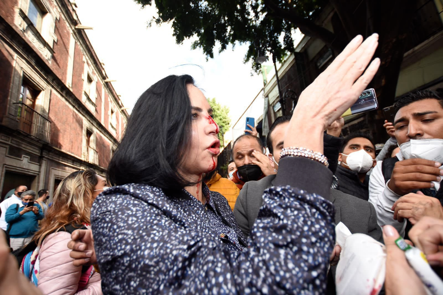 La alcaldesa electa Lía Limón es agredida cuando intentaba llegar al Congreso CDMX