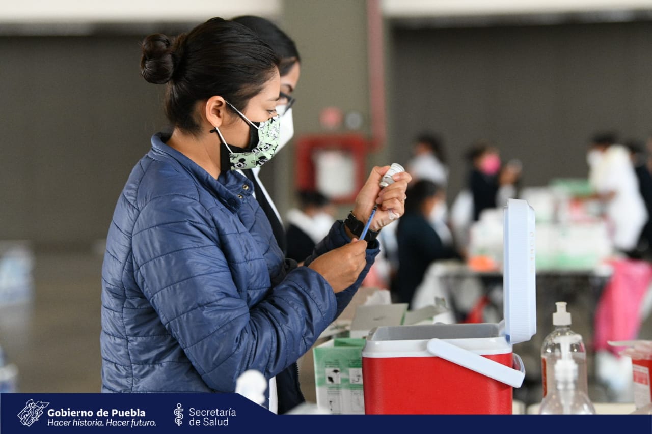 Esta semana arranca la vacunación en 104 municipios para la población de 18 a 29 años