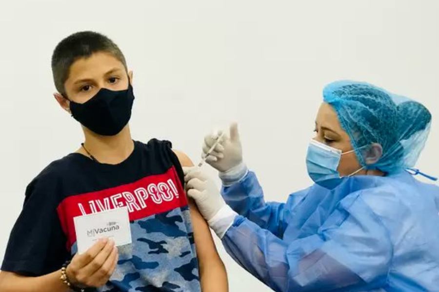 Más de 30 mil menores con comorbilidades serán los primeros en recibir la vacuna
