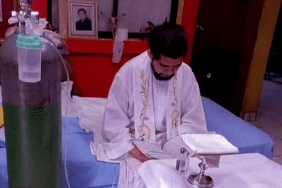 18 sacerdotes poblanos y una monja han muerto por COVID