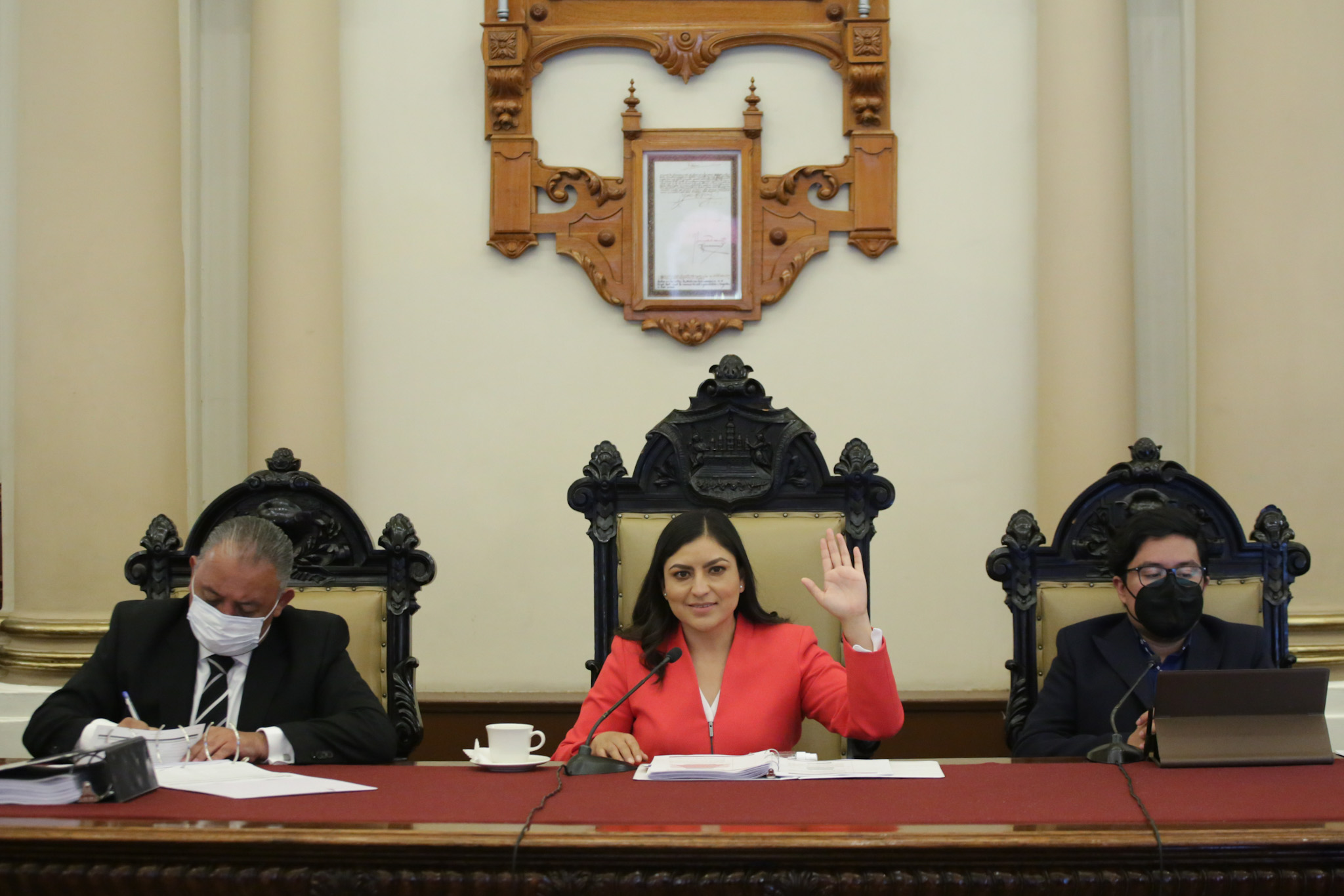 A horas de concluir la administración de Rivera Vivanco, cuatro de sus secretarios renuncian