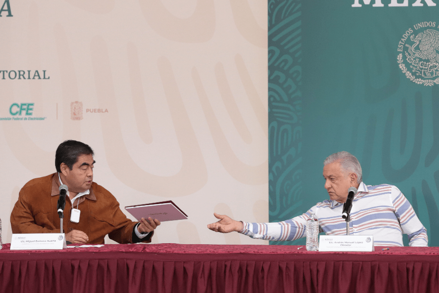 AMLO reconoce al gobierno de Miguel Barbosa por su despliegue tras el paso de «Grace»