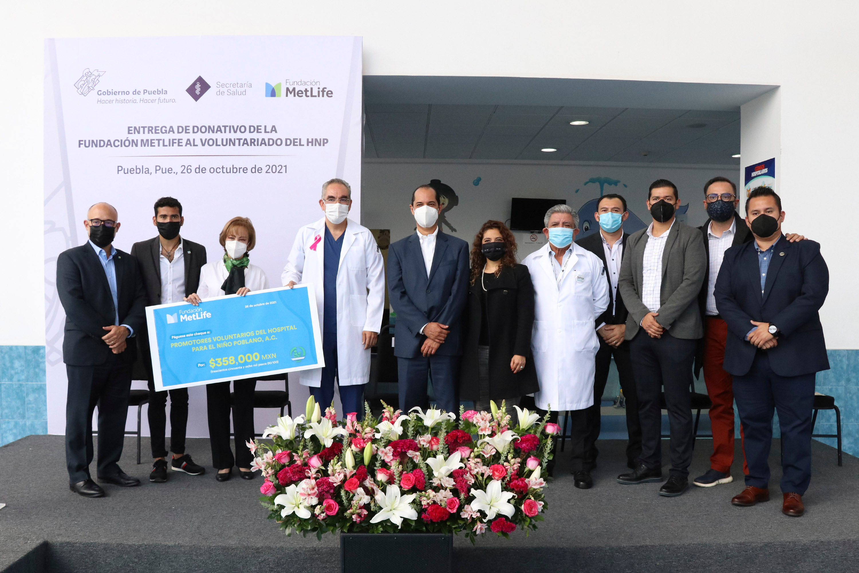 Metlife dona 358 mil pesos al voluntariado del HNP