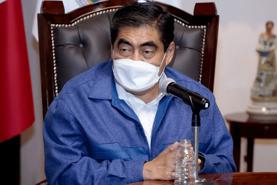 «Ya el gobernador se cortó el dedo para asignar notarios»: Barbosa