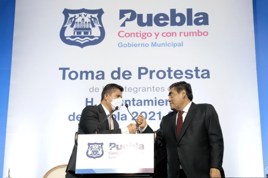Nunca más obras suntuosas, pide Barbosa a Rivera Pérez
