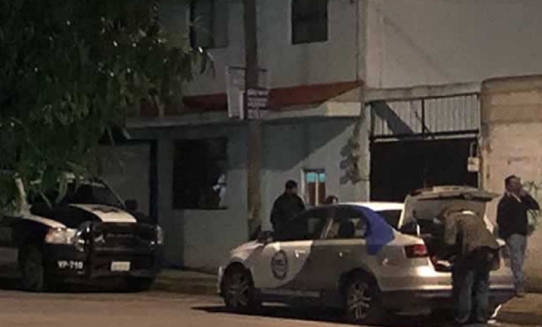 Madre encuentra muerta y sin ojo a su hija en vivienda de Puebla capital