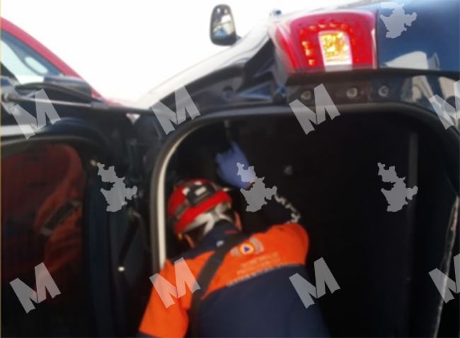 Joven ebrio choca y queda prensado en la colonia Volcanes en Puebla (Video)