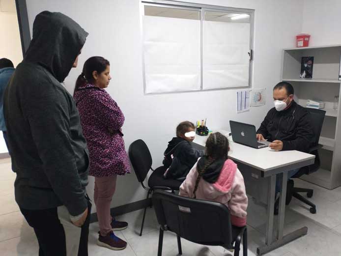 Rescatan elementos de Seguridad Ciudadana de Zacatlán a 21 migrantes abandonados y encerrados en una vivienda