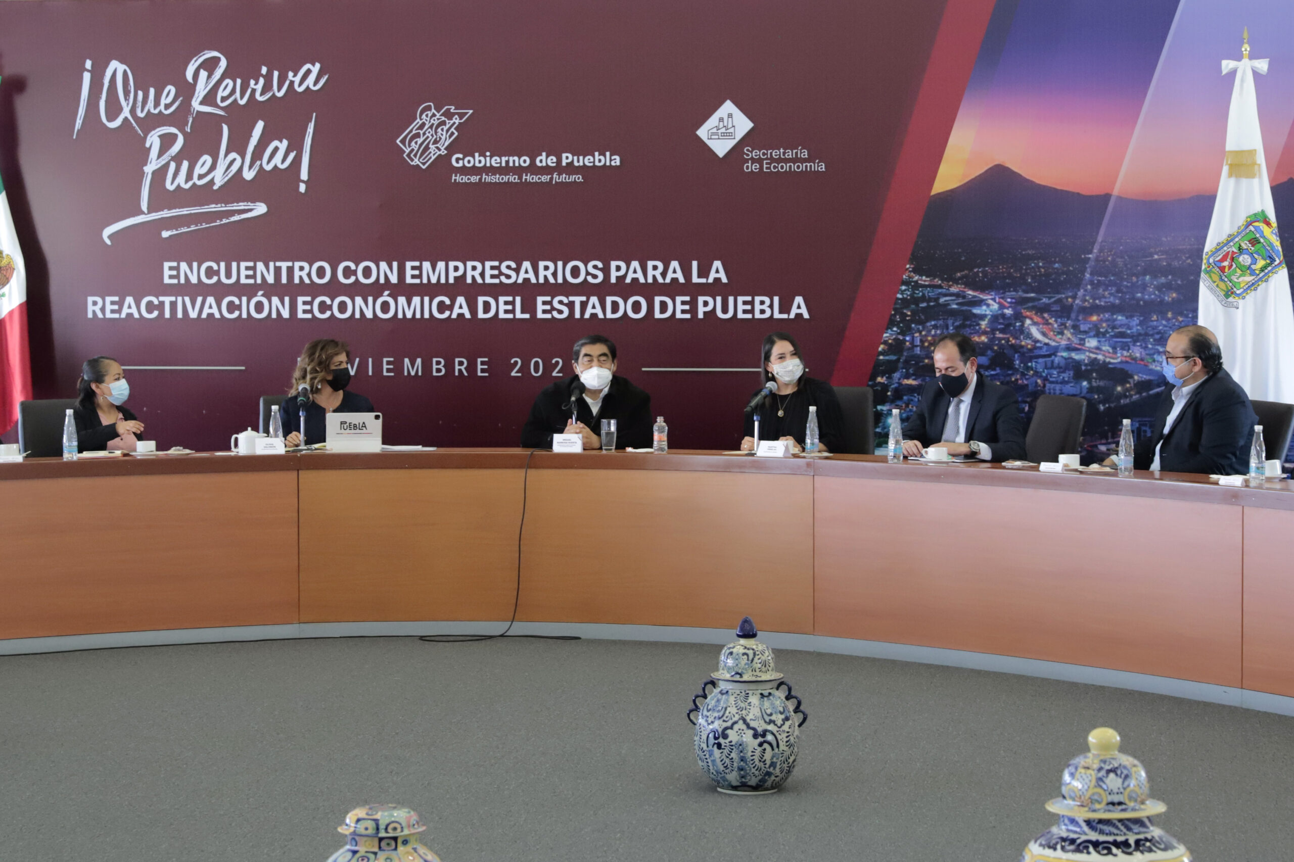 Llama Barbosa Huerta a empresarios a mantener acciones para apertura económica