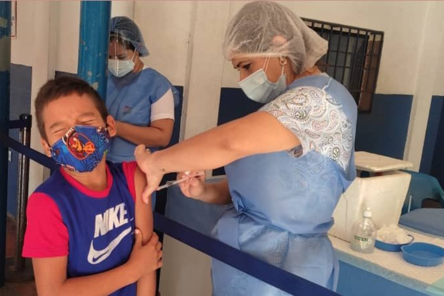 ¡Es oficial! El lunes arranca la vacunación a menores con comorbilidades