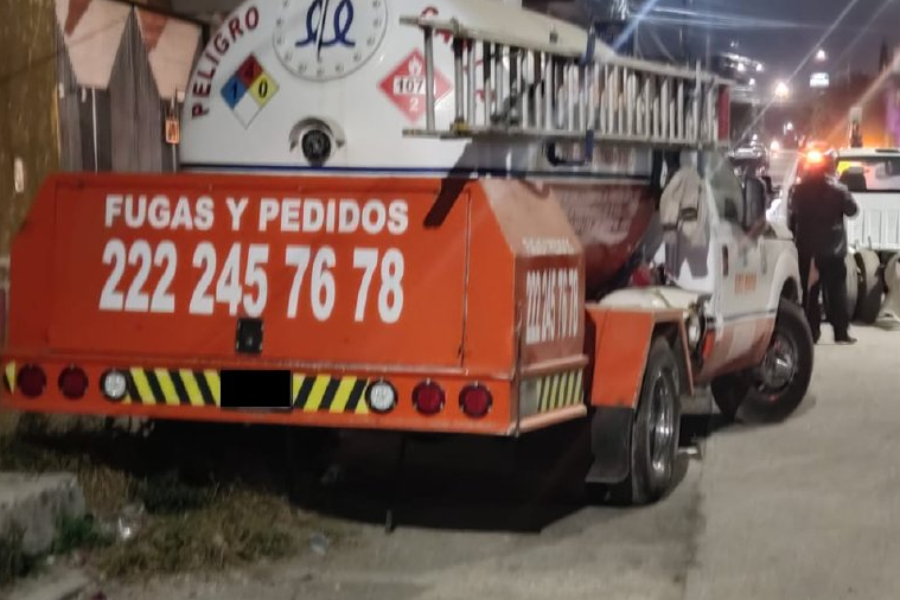 Catean el inmueble donde ocurrió la explosión en Xochimehuacán