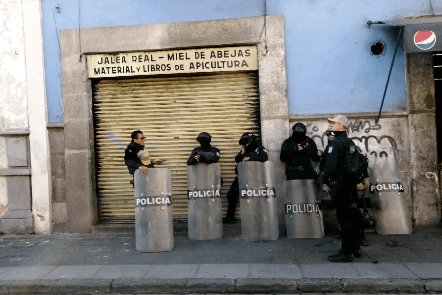 Concesionarios del transporte público se manifiestan contra la legalización de los mototaxis
