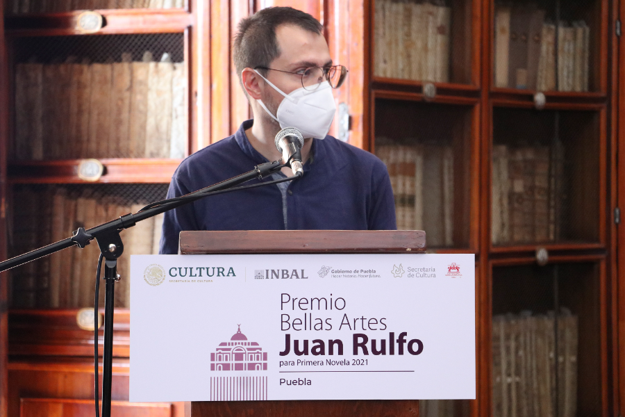 «Levadura Silvestre» gana el premio como Primera Novela 2021; la entrega fue en Puebla