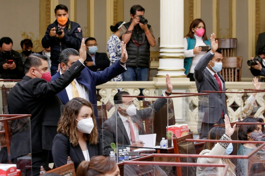 Congreso autoriza a ayuntamientos solicitar líneas de crédito para salir de apuros