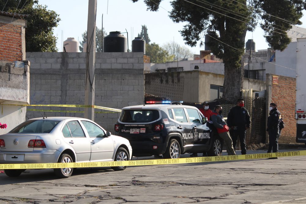 Arrojan cuerpo encobijado en calles de La Libertad