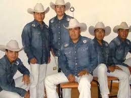 Asaltan a musico de la Garra Norteña en Tochtepec y le dan un balazo en la cabeza
