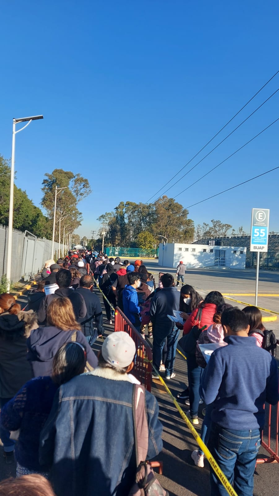 En Puebla se aplicarán 129 mil dosis de refuerzo al personal por la educación