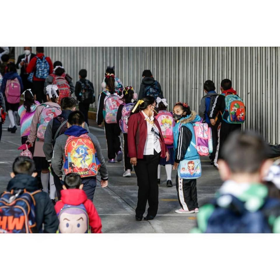 En Puebla, no hay numero alarmante de contagios en escuelas; se mantienen clases presenciales con modelo híbrido&nbsp;